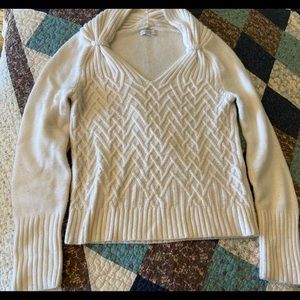 Women’s NewYork & Company low cut midi sweater- medium